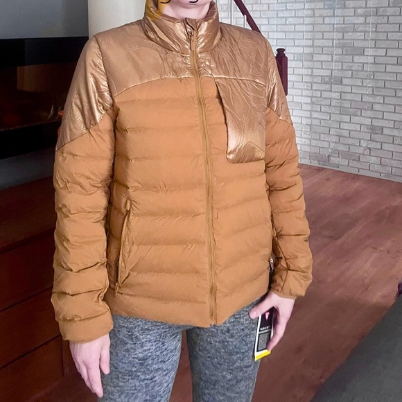 Stylish Gold and Tan Puffer Jacket - Picture 4 of 10